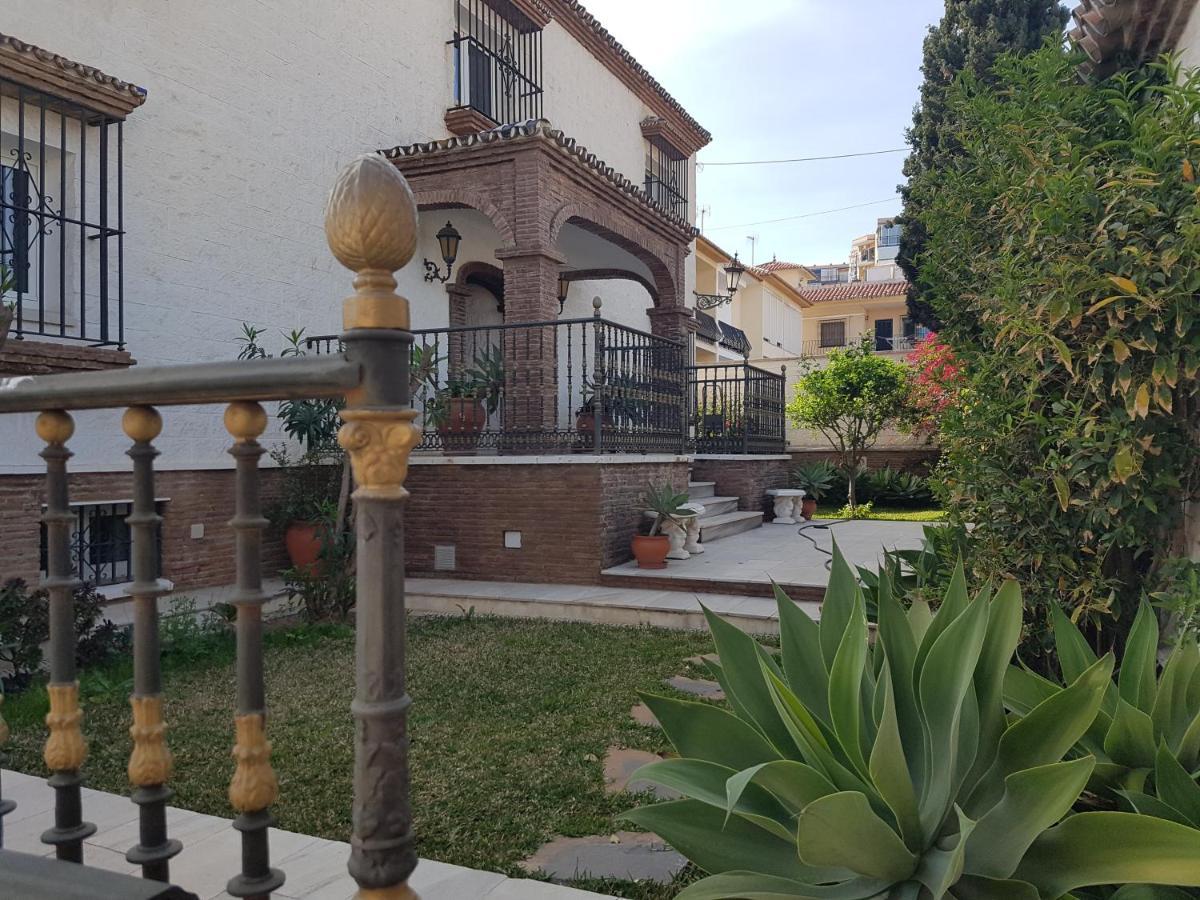 Espectacular Villa Puerto Marina Playa ベナルマデナ エクステリア 写真